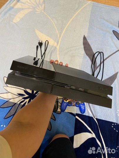 Sony playstation 4 PS4 +игры+ 2 джостика Идеальная