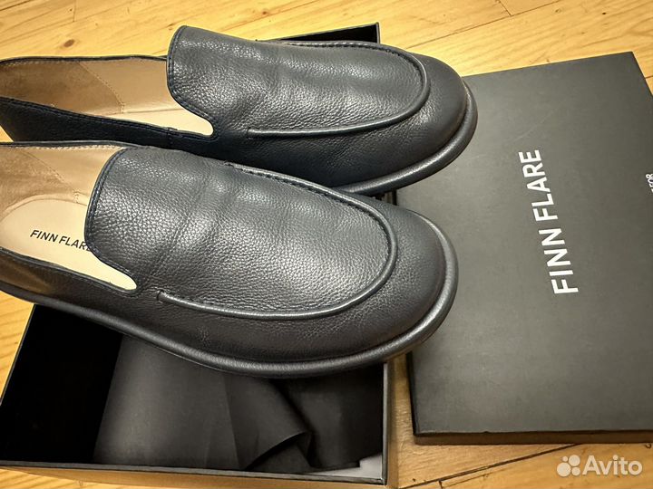 Лоферы женские