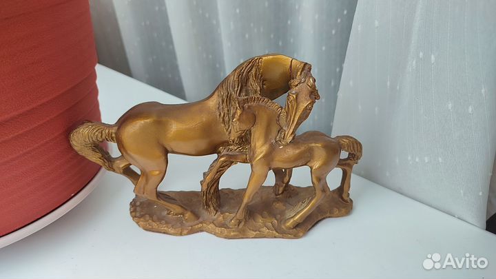 Статуэтка лошади