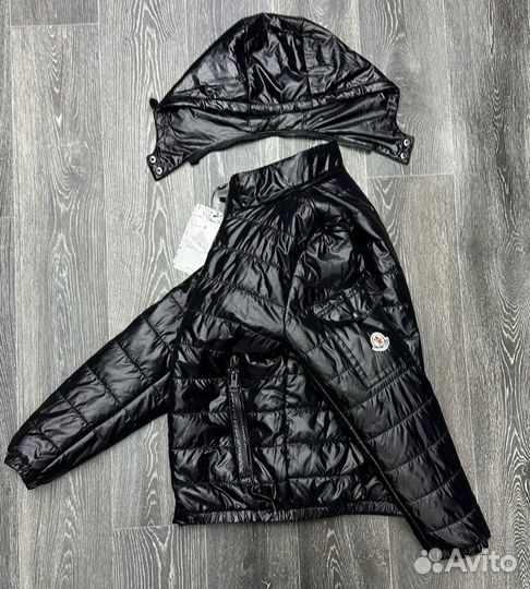 Ветровка Moncler