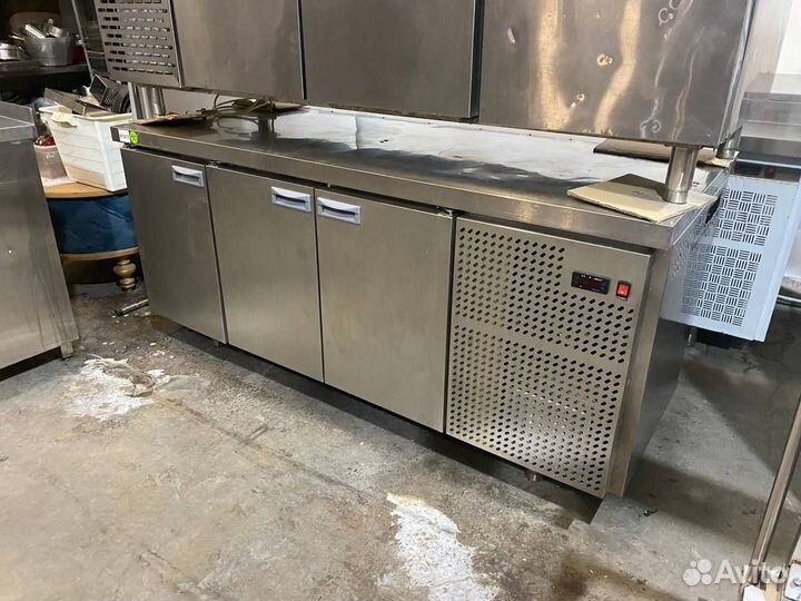 Холодильный стол бу