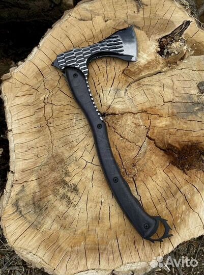 Кованый топор