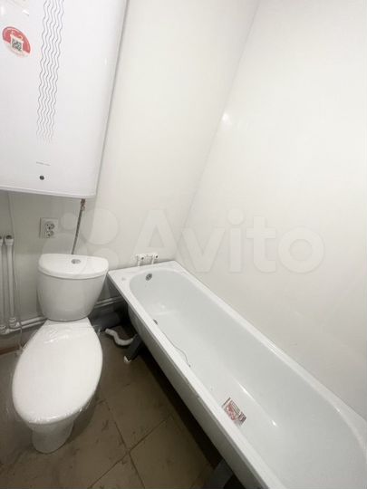 4-к. квартира, 160 м², 1/3 эт.