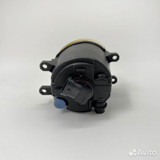 Туманка Toyota / Lexus 4 уха Желтая Правая D1951