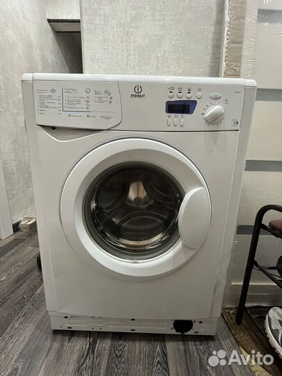 Стиральная машина indesit