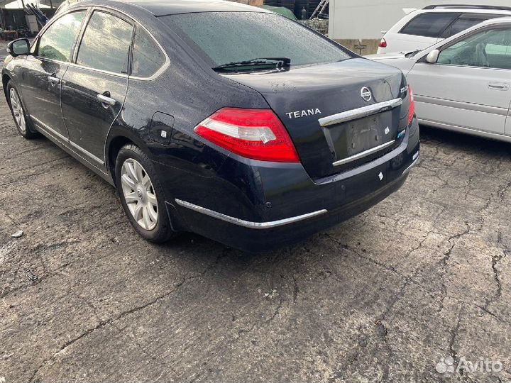 Мотор привода дворников 28710-JN20A на Nissan Tean