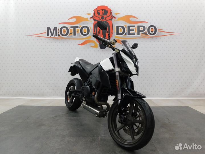 KTM 690 Duke 040613