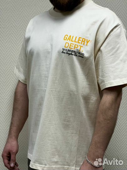 Футболка Gallery Dept