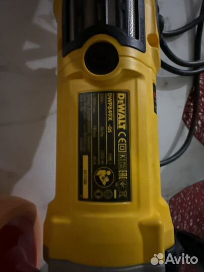 Полировальная машина DeWalt