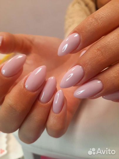 Маникюр и педикюр Выборная