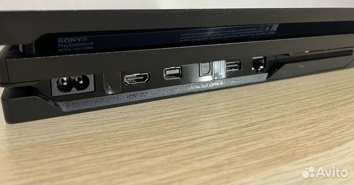 Sony playstation 4 PS4 pro 1tb 7208В