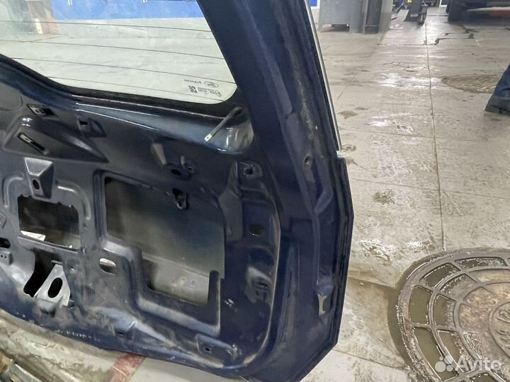 Крышка багажника Ford Fusion