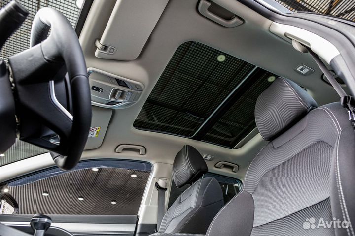 Geely Coolray 1.5 AMT, 2023