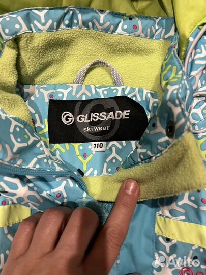 Продам детскую куртку унисекс