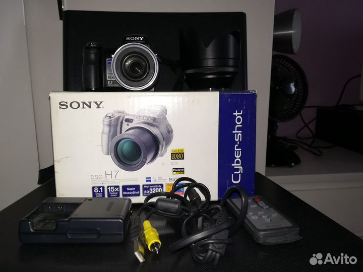 Фотоаппарат Sony cyber shot DSC-H7