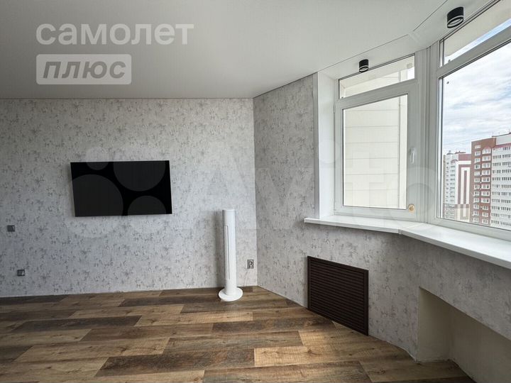 2-к. квартира, 60,2 м², 14/17 эт.