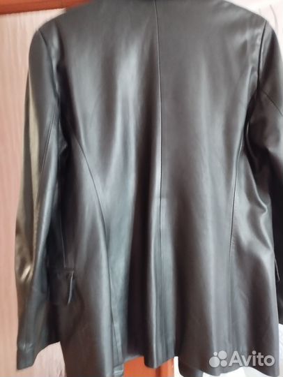 Кожаный пиджак 46 48 женский