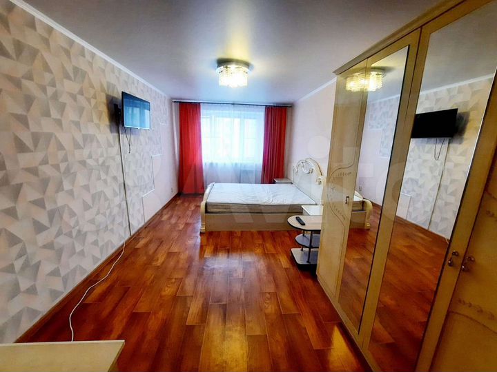 1-к. квартира, 42 м², 6/12 эт.
