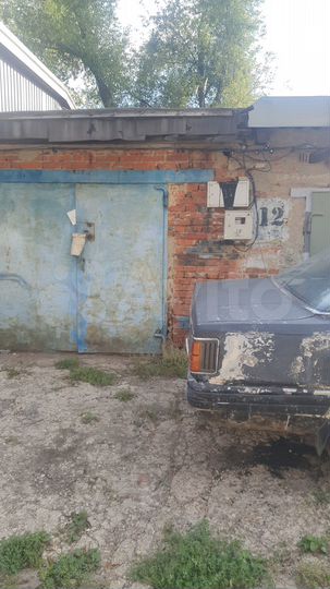 Гараж, > 30 м²