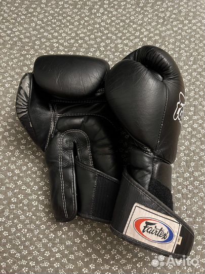 Набор для мма (пертачки, шлем, щитки Fairtex)