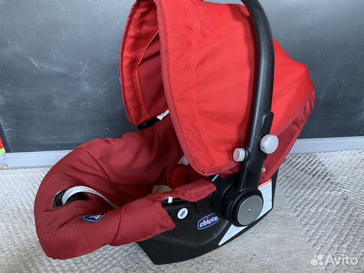 Автокресло для новорожденных