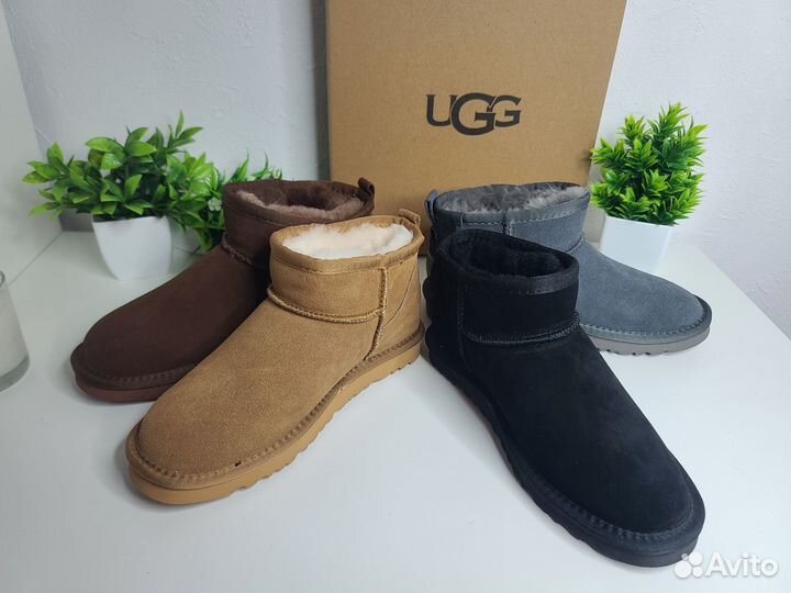 Ugg classic mini