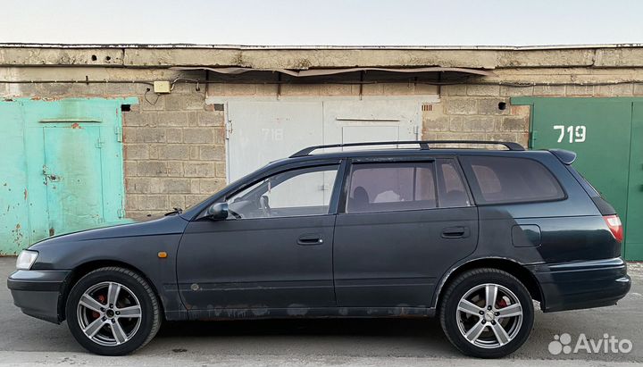 Toyota Caldina 2.0 AT, 1995, 418 000 км