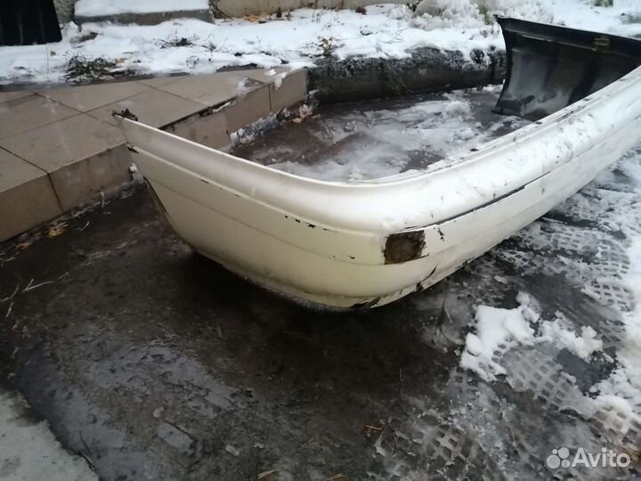 Задний бампер toyota corona st190