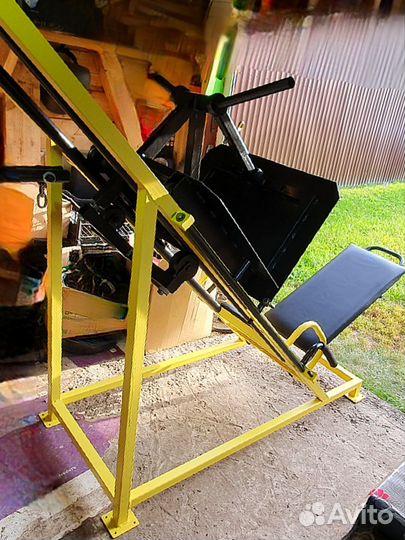 Тренажер жим ногами