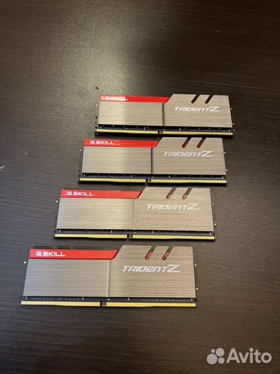 G skill TridentZ F4-3200C14D-32GTZ DDR4-3200 64Gb