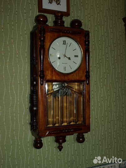 Часы Янтарь