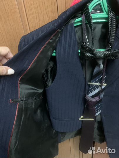 Пиджак и жилет школьный