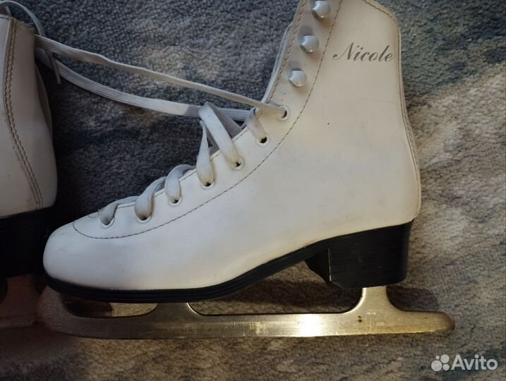 Коньки фигурные 38 размер