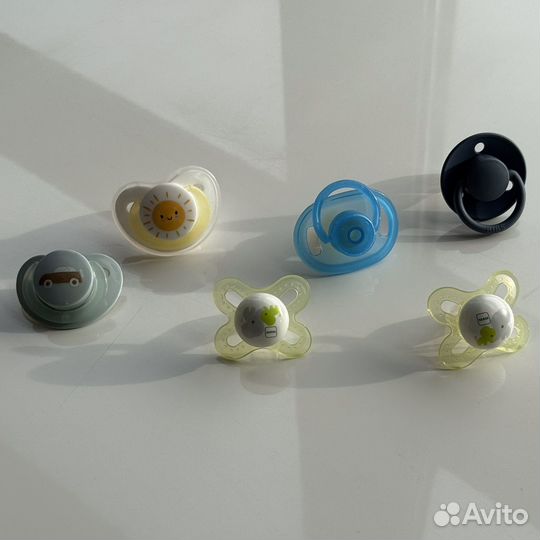 Набор пустышек + контейнер