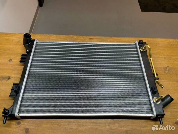 Радиатор охлаждения двигателя Hyundai-Kia Elantra