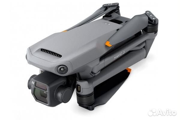 Квадрокоптер DJI Mavic 3 Cine Premium Combo