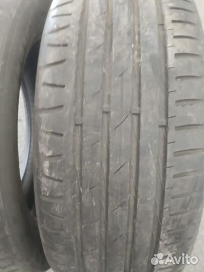Bridgestone Blizzak LM-001 215/65 R17 99H