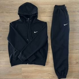 Спортивный костюм nike