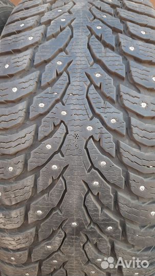 Nokian Tyres Hakkapeliitta 9 SUV 275/45 R21