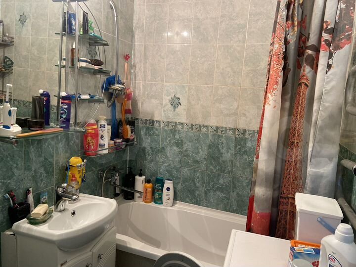 2-к. квартира, 43 м², 4/5 эт.