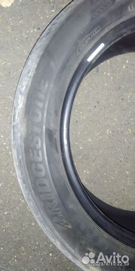 Bridgestone Regno GR-XI 215/55 R17