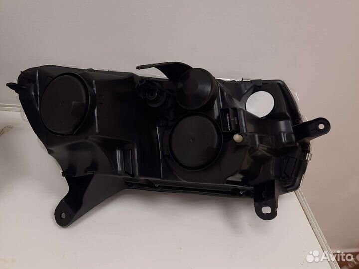 Левая фара Renault logan 14