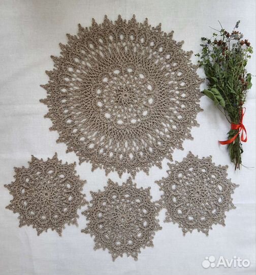 Салфетки рельефные вязаные крючком