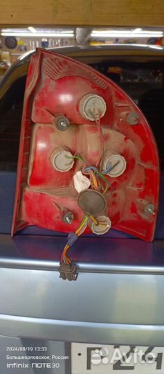 Фонарь задний левый