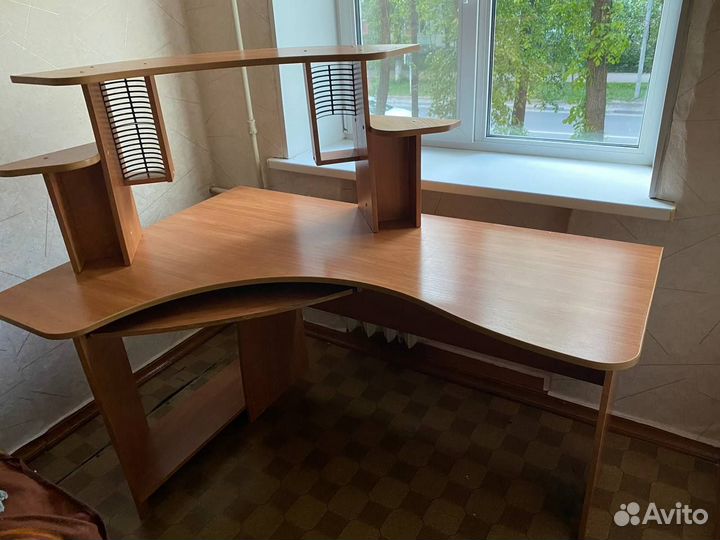 Компьютерный стол бу