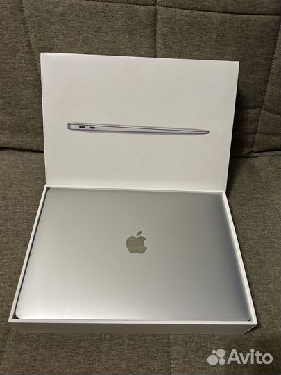 Apple MacBook Air 13-inch 2020 8/256Gb Silver