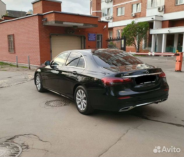 Водитель 2/2 для работы в бизнес на Mercedes