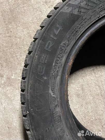 Nokian Tyres Hakkapeliitta 10 165/65 R14