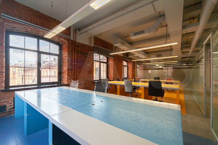 Сдам офисное помещение, 558 м²