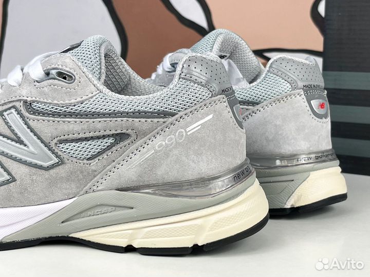 New Balance 990 v4 Grey